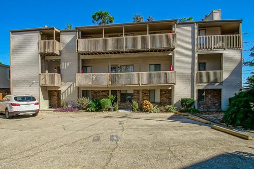 apt-a-2820 Steamship Cir, Harahan, LA, 70123-5602 | Card Image