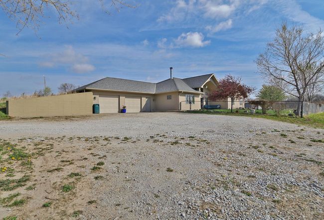 21806 S 190 Th St, House other with 3 bedrooms, 3 bathrooms and 2 parking in Adams NE | Image 5