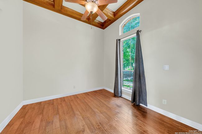 10210 Rafter O Trl, House other with 3 bedrooms, 3 bathrooms and null parking in Helotes TX | Image 5