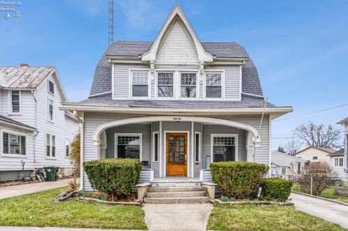 52 Hall St, Tiffin, OH, 44883-1537 | Card Image