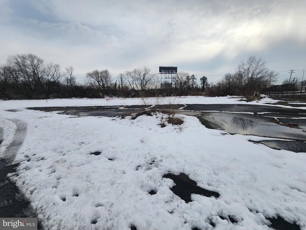 Land in PENNSAUKEN 2
