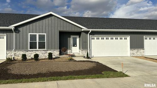 5031 Chestnut St, Quincy, IL, 62305-1163 | Card Image