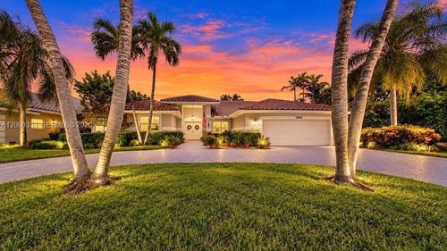 10071 Nw 7th St, Plantation, FL, 33324-1054 | Card Image
