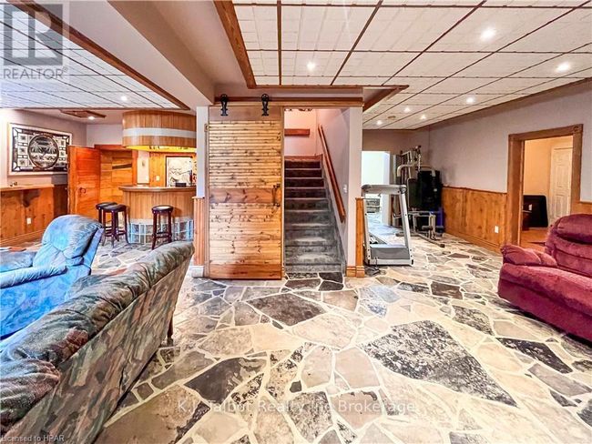 81276 Westmount Line, House other with 3 bedrooms, 4 bathrooms and 10 parking in Goderich ON | Image 15