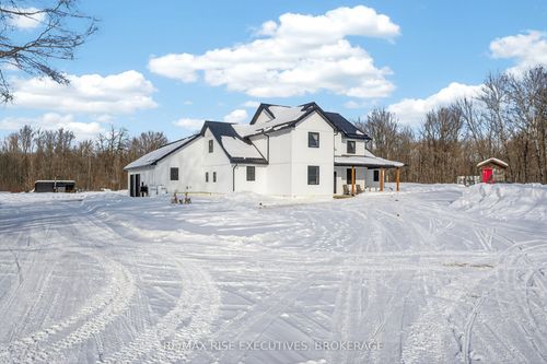 1580B Wagarville Rd, Parham, ON, K0H2K0 | Card Image