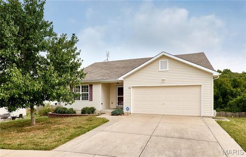 116 Tuscany Ln, Wentzville, MO, 63385-8130 | Card Image