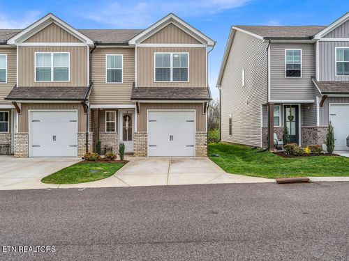 402 Judson Way, Lenoir City, TN, 37771-8012 | Card Image