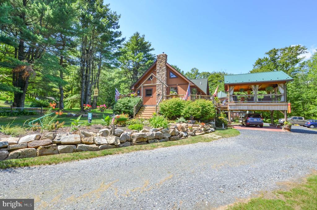 Stone Mountain Rd, Lehighton, PA 18235