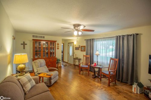 219 W South Ave, Algona, IA, 50511-3221 | Card Image