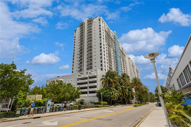 2409 - 1800 Sunset Harbour Dr, Condo with 1 bedrooms, 1 bathrooms and null parking in Miami Beach FL | Image 10