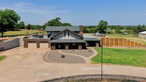 129 Park Drive, Sayre, OK, 73662 | Card Image