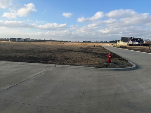 130 Sunflower St, Lorena, TX, 76655-3690 | Card Image