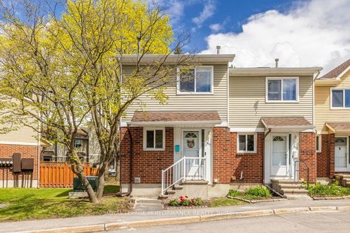 15-6362 Bilberry Dr, Ottawa, ON, K1C4P7 | Card Image