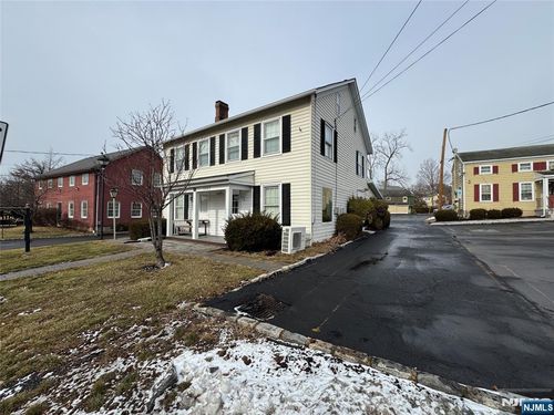 2087 Burnt Mills Rd, Bedminster, NJ, 07921-2618 | Card Image
