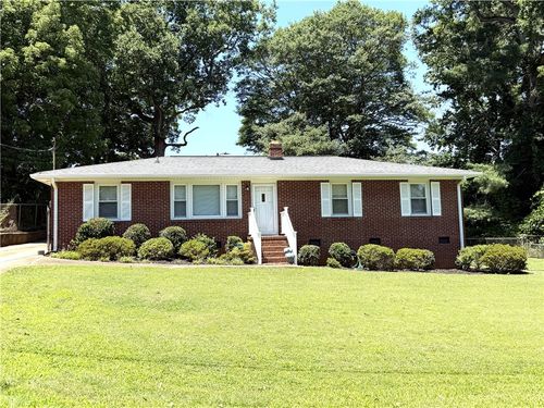 13 Lynhurst Dr, Greenville, SC, 29611-5720 | Card Image