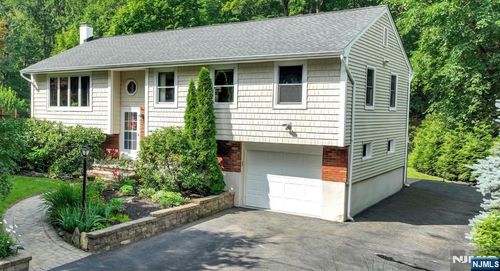 461 Otterhole Road, West Milford, NJ, 07480 | Card Image