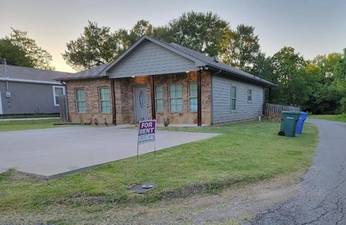 219 E Williams St, Sherman, TX, 75090-5006 | Card Image