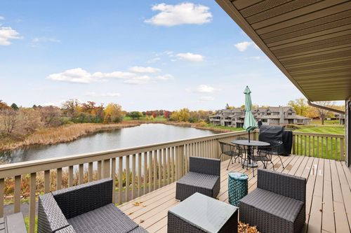 18002 Judicial Way N, Lakeville, MN, 55044-9381 | Card Image