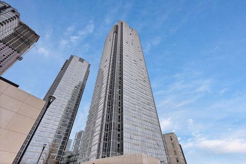 {{alt}} | Card Image