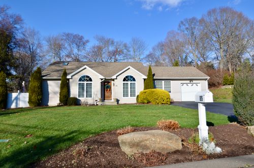 85 Ceil Road, Trumbull, CT, 06611 | Card Image