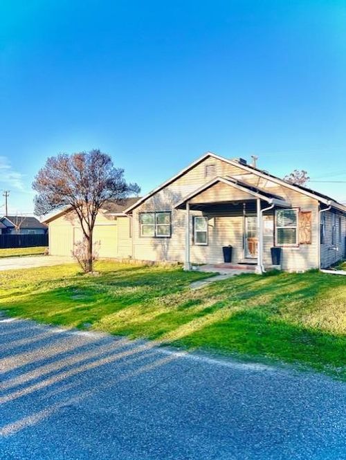 13112 Minnesota Avenue, Oakdale, CA, 95361 | Card Image