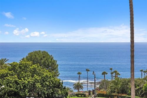 d12-30802 Coast Hwy, Laguna Beach, CA, 92651-4211 | Card Image