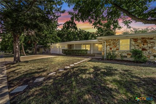 511 Ridge St, Copperas Cove, TX, 76522-3136 | Card Image