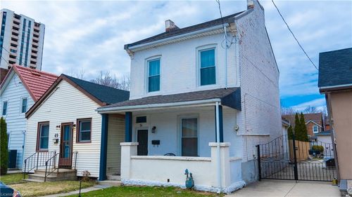 51 Tisdale St N, Hamilton, ON, L8L5M3 | Card Image