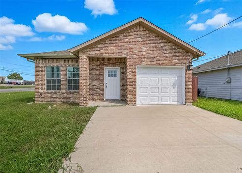 2501 Carver St, Greenville, TX, 75401-3619 | Card Image