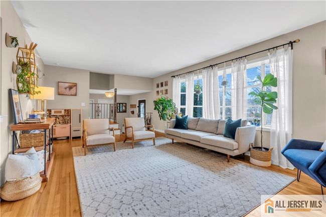 110 Oak Dr, House other with 4 bedrooms, 3 bathrooms and null parking in Middlesex NJ | Image 6