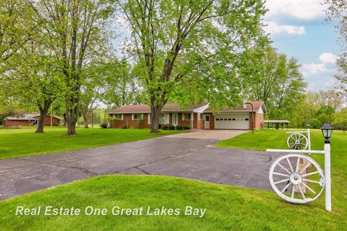 5354 N River Rd, Freeland, MI, 48623-9272 | Card Image