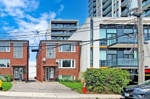 80 Lanark Ave, York, ON, M6E2G4 | Card Image