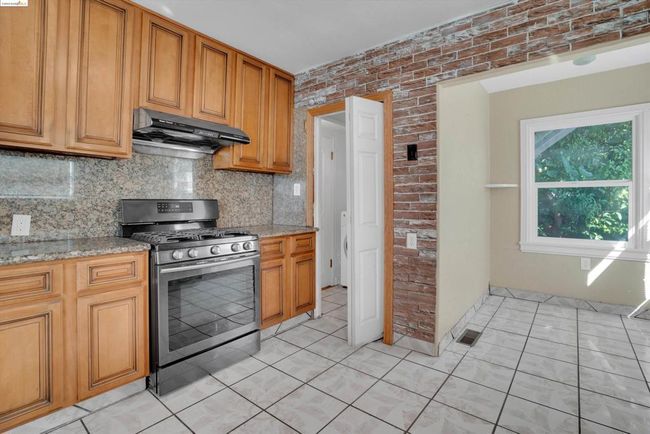 2711 79 Th Ave, House other with 3 bedrooms, 2 bathrooms and 1 parking in Oakland CA | Image 14