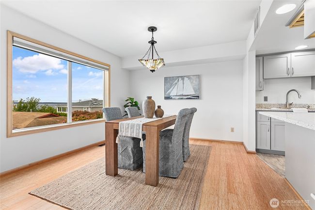Dining room. | Image 8