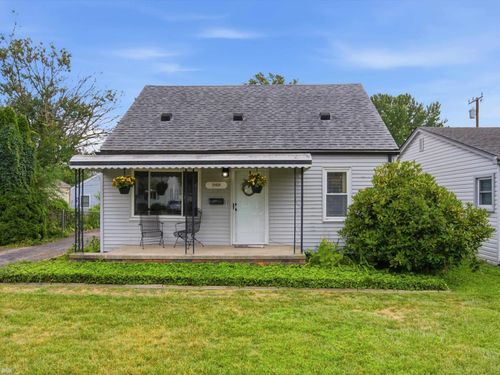 21626 Bon Heur St, Saint Clair Shores, MI, 48081-1950 | Card Image