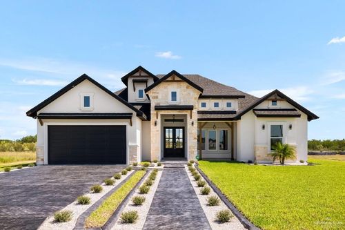 8100 Coyote Dr, Mission, TX, 78574-6255 | Card Image