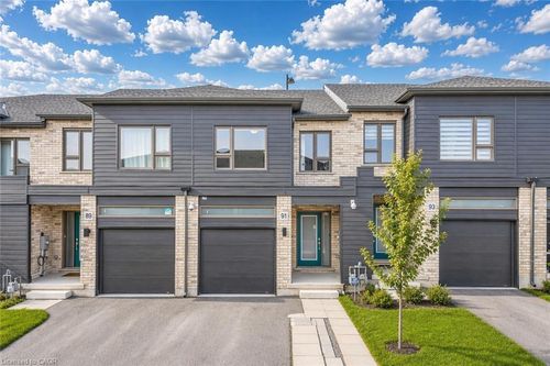 91 Pony Way, Kitchener, ON, N2R0R8 | Card Image