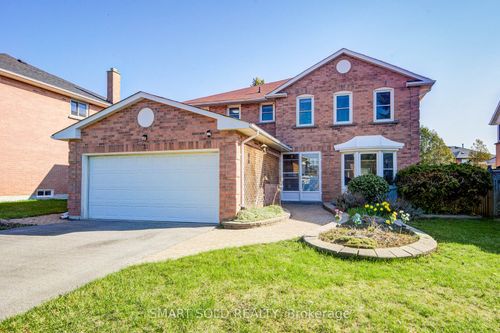 33 Love Cres, Ajax, ON, L1S4T3 | Card Image