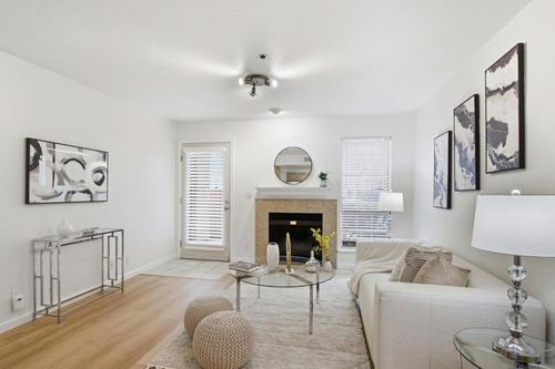 102-631 E El Camino Real, Sunnyvale, CA, 94087-2959 | Card Image