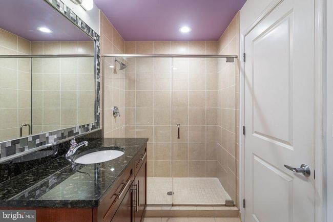 UNIT-903 - 155 Potomac Psge, Condo with 2 bedrooms, 2 bathrooms and null parking in OXON HILL MD | Image 35