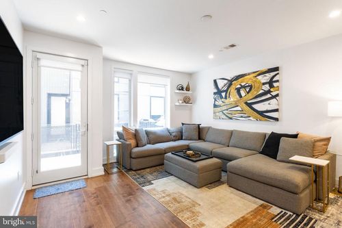 1759 Waterloo Street, PHILADELPHIA, PA, 19122 | Card Image