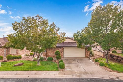 705 Uxbridge Cir, St. George, UT, 84770-6105 | Card Image