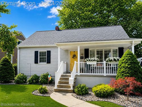 1612 S Farragut Street, Bay City, MI, 48708 | Card Image
