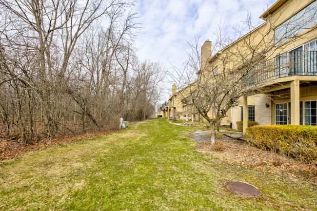 6255 Celeste Rd, Condo with 4 bedrooms, 4 bathrooms and null parking in West Bloomfield MI | Image 51