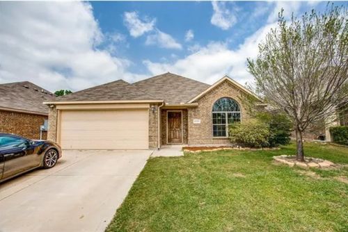 6333 Spring Ranch Dr, Fort Worth, TX, 76179-7731 | Card Image