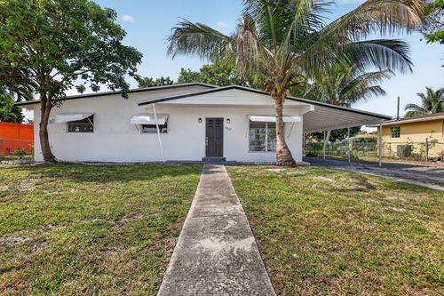 3830 Sw 30th St, Hollywood, FL, 33023-5738 | Card Image