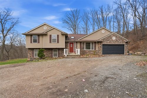 587 Kimble Dr, Glenshaw, PA, 15116-2366 | Card Image