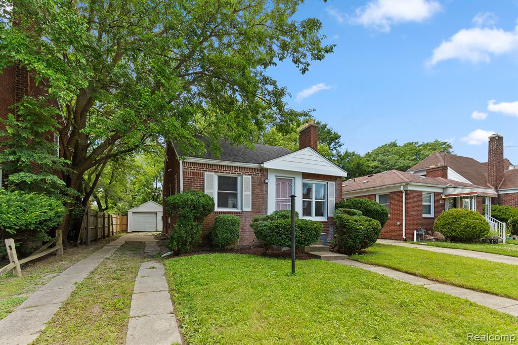 Somerset Ave, Detroit, MI 48224