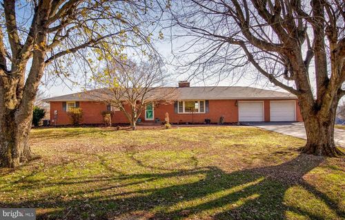 8 Weaver Meadows Rd, Conowingo, MD, 21918-1214 | Card Image