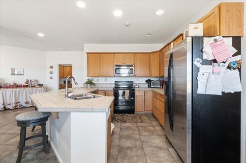2570 N Mine Road, Somerset, CA, 95684 | Card Image